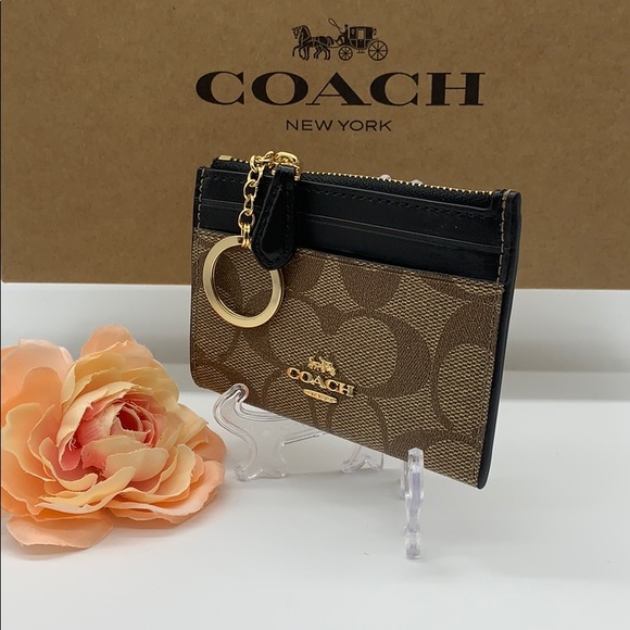 Mini Skinny Id Case In Signature Canvas - Picture 2 of 16